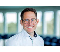 Prof. Dr. Tim Jannusch