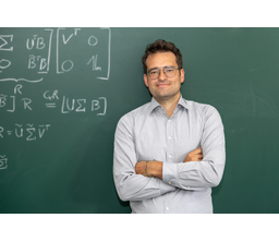 Prof. Dr. Tim Wirtz