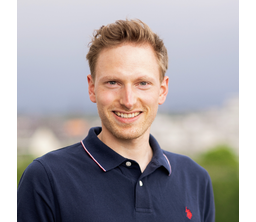 Dr. Lukas Hilger